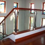 Powder Coated Glass Stair Balusters