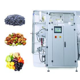 Vertical packing machine Basis18  for packing snacks