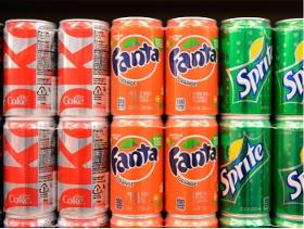 Coca cola , fanta , sprite , pepsi and many other soft drink
