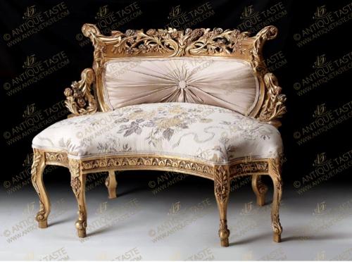 French Louis XV carved gilt-wood Rococo style love seat sofa