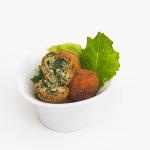 Spinach with walnuts and cashew nuts croquettes