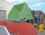 Tilting container, forklift truck attachment