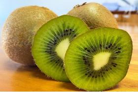 Fresh Fruit Kiwi