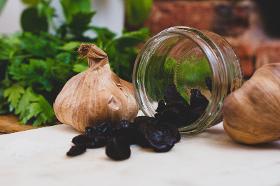Organic black garlic cloves