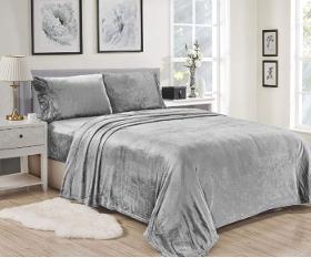 Elegant velor bedspread