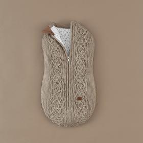 Cocoon knitted swaddling Jasper with Cappuccino arans