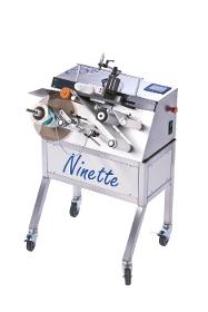 Semi-automatic adhesive labeling machine - Ninette Flat