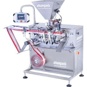 liquid filling and packaging machine