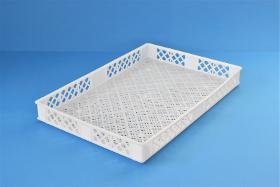 Perforated crate without stacking corners