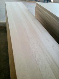 Finger jointed panels in hardwood like oak and beech