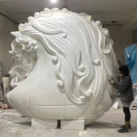 Giant Sculpture Production