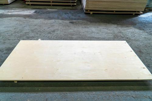 Birch Plywood 1250x2500 B/BB