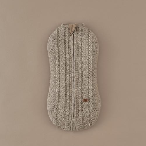 Cocoon knitted changing Oliver with braids Cappuccino