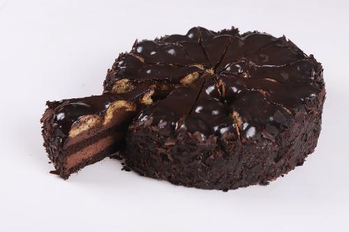 Dark Chocolate Profiterol Cake