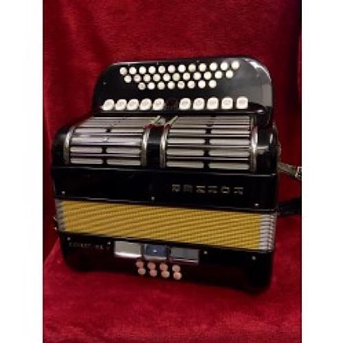 HOHNER OVERTURE 2 1/2 ROW CLUB BUTTON ACCORDION C/F