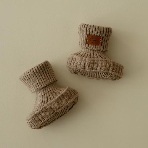 Booties knitted from cotton Cappuccino