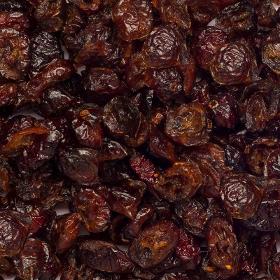 Cranberries halves with applejuice org