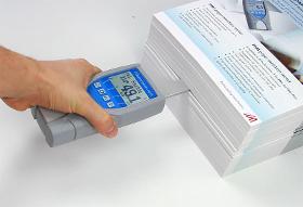 Paper moisture meter for paper piles with sword sensor