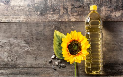 Refined bottled sunflower oil